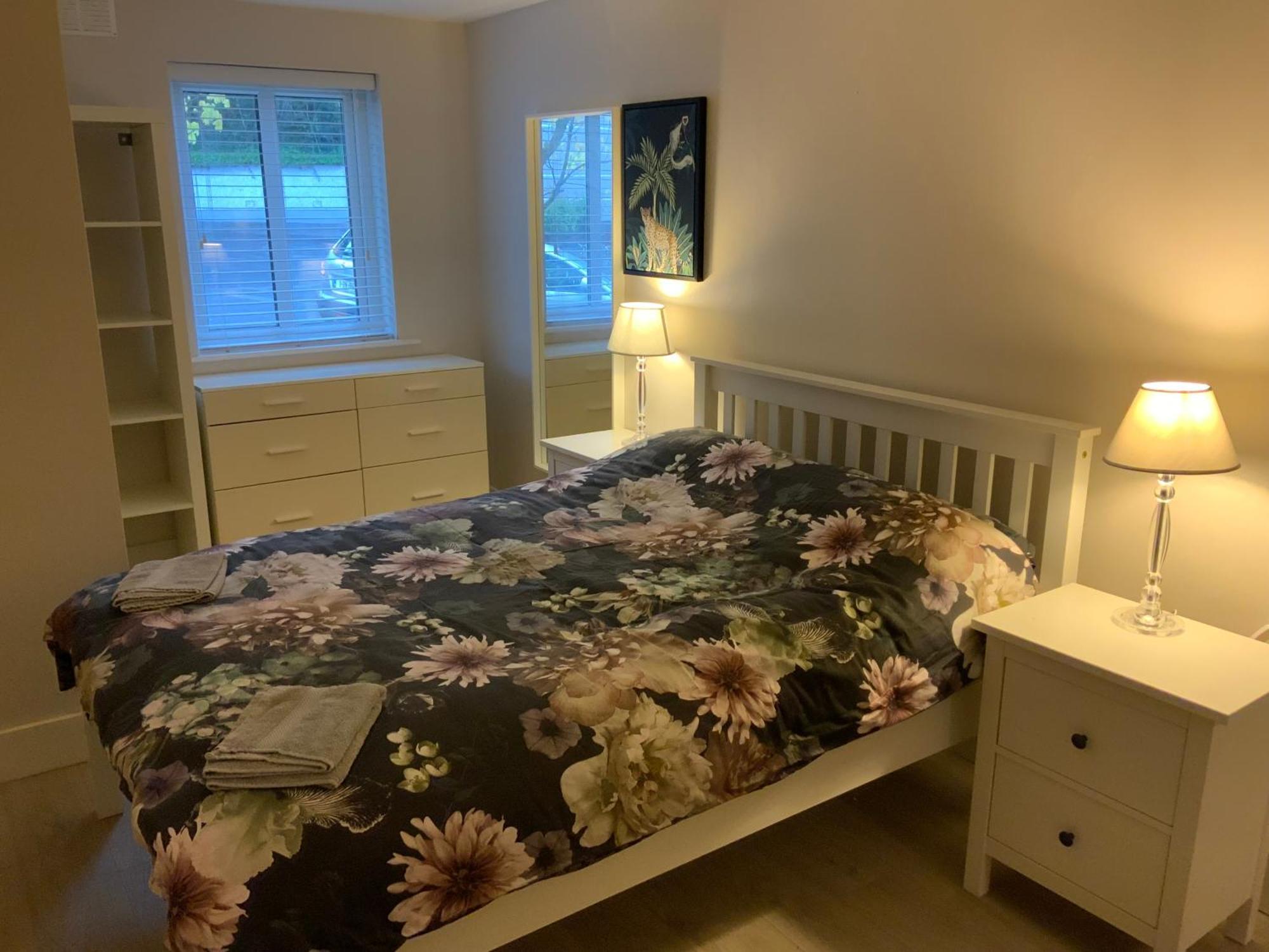 Quite And Cozy 2 Bedroom Apartment ゴールウェイ エクステリア 写真